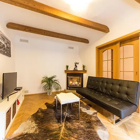 Studio Nerudova * Prag
